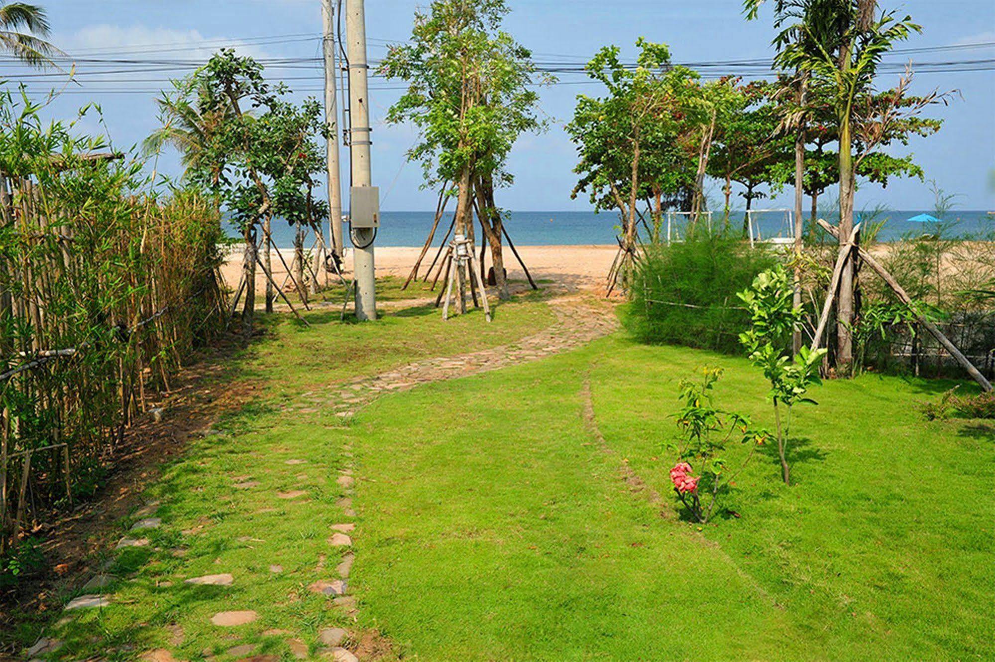 Kosmos Villa Phu Quoc Exterior photo